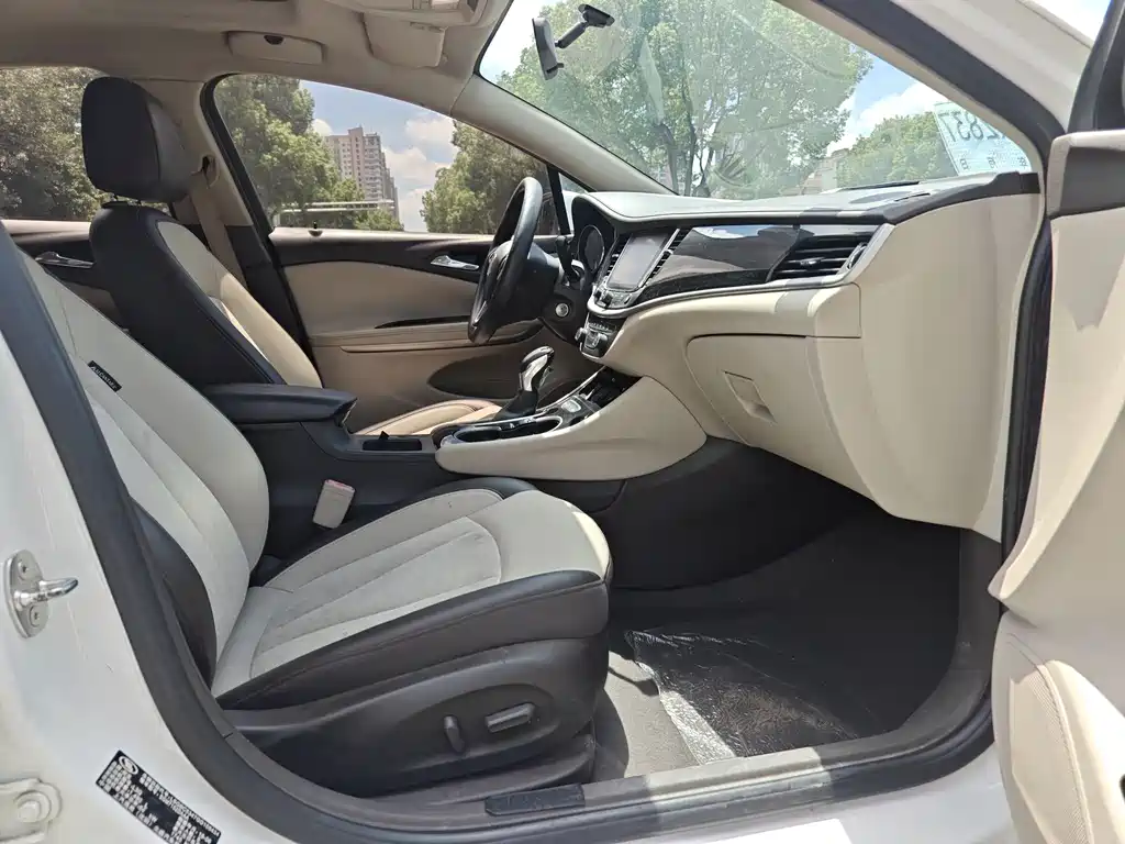 Weilan 2015 Sedan 15S Automatic Leading Type купить на сайте DeffCars