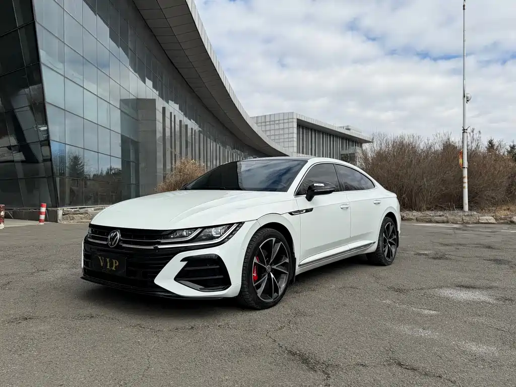 FAW-Volkswagen CC 2023 380TSI eye-catching version купить на сайте DeffCars