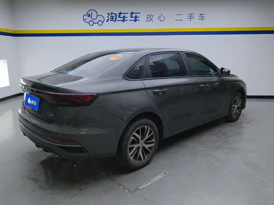 Emgrand 2023 4th Generation Champion Edition 1.5L CVT Luxury Model купить на сайте DeffCars