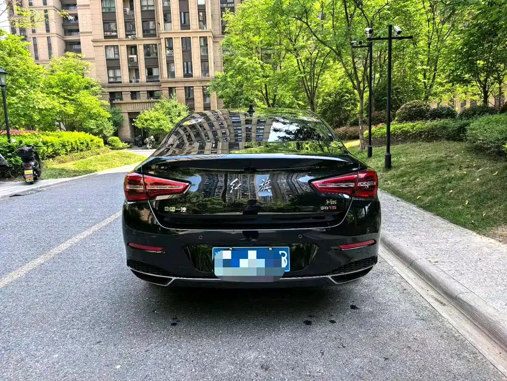 Hongqi H5 2019 30TD dynamic version купить на сайте DeffCars
