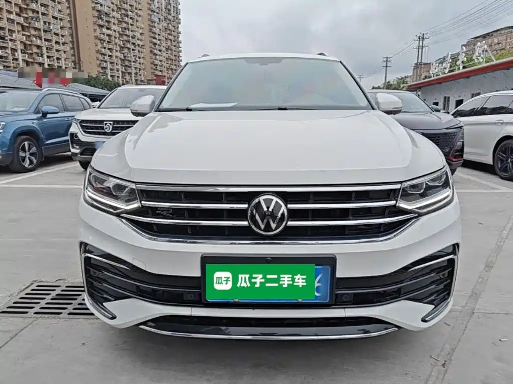 Tiguan L 2024 330TSI automatic two-wheel drive R-Line version купить на сайте DeffCars