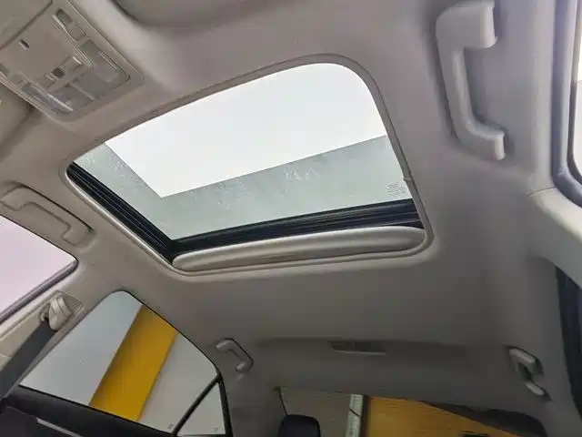 Corolla Dual Engine E+ 2020 1.8L E-CVT Comfort Edition купить на сайте DeffCars