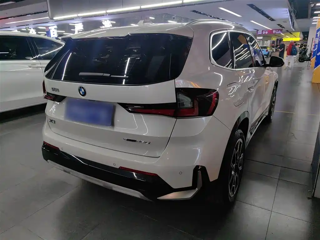 BMW X1 2023 sDrive25Li X Design Package купить на сайте DeffCars