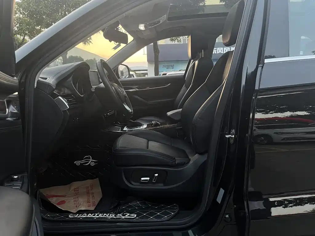 Hanteng X7 2018 X7S 1.5T automatic exclusive model купить на сайте DeffCars