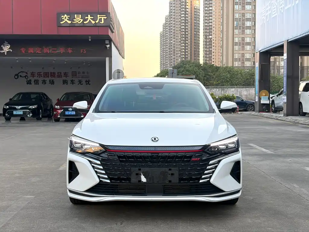 Yixuan MAX 2021 1.5T Super Hot Dad Edition купить на сайте DeffCars