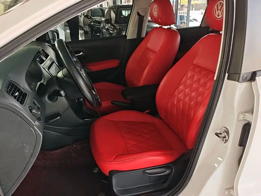 Polo 2016 1.4L Automatic Fashion Edition купить на сайте DeffCars