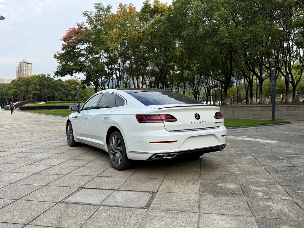 FAW-Volkswagen CC 2021 380TSI Dazzling Edition купить на сайте DeffCars