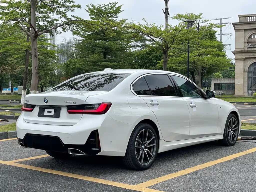 BMW 3 Series 2025 325Li M Sports Package купить на сайте DeffCars