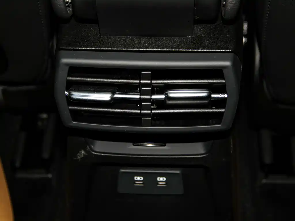 Audi A3 2024 Sportback 35 TFSI luxury sports model купить на сайте DeffCars