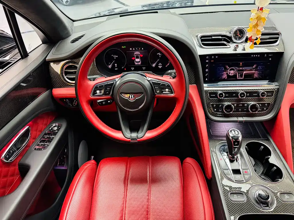 Bentayga 2021 4.0T V8 купить на сайте DeffCars