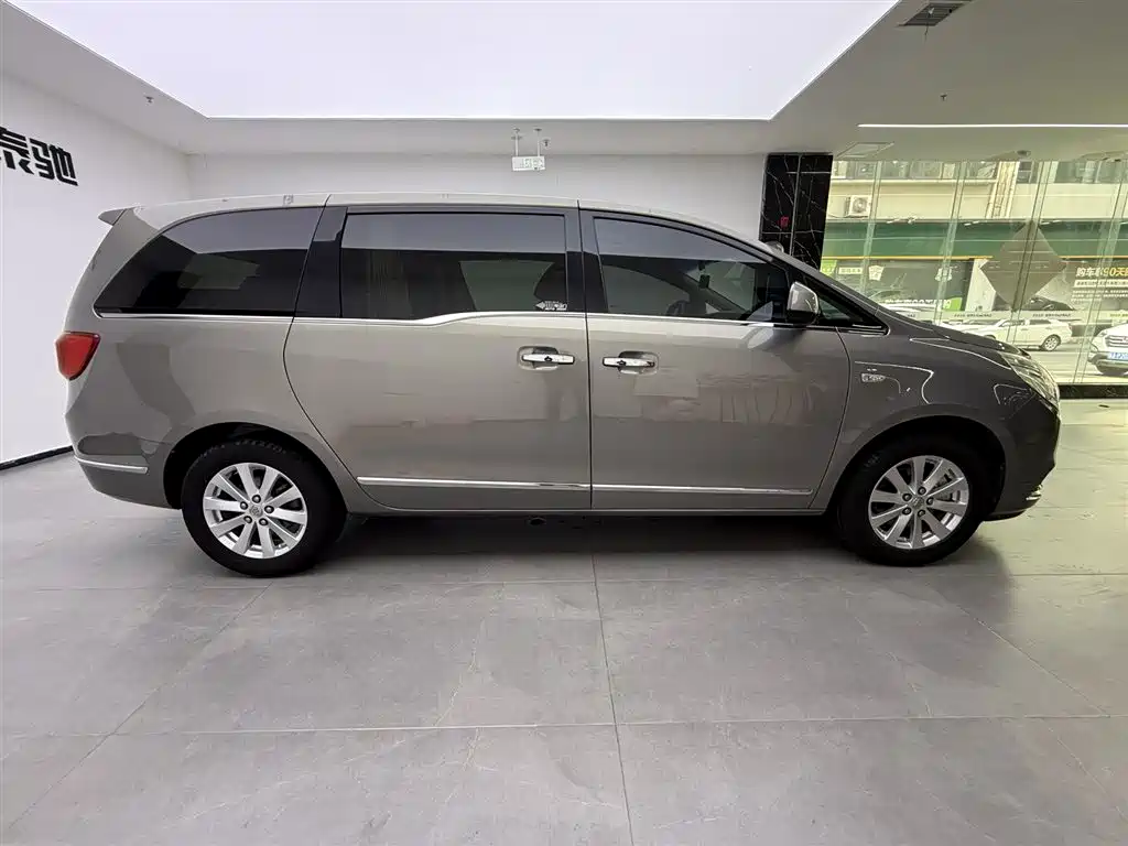Buick GL8 2018 28T luxury model National VI купить на сайте DeffCars