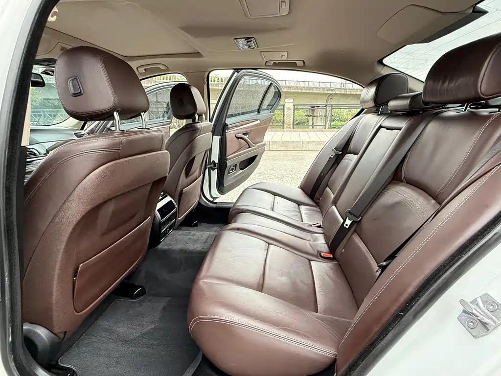 BMW 5 Series 2014 525Li Luxury Design Package купить на сайте DeffCars