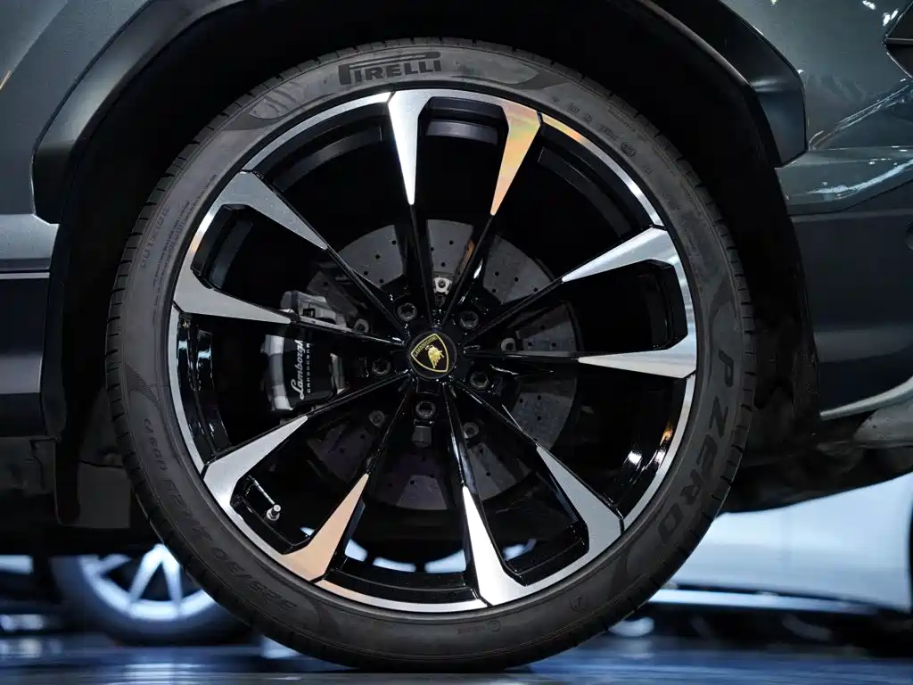 Urus 2018 4.0T V8 купить на сайте DeffCars