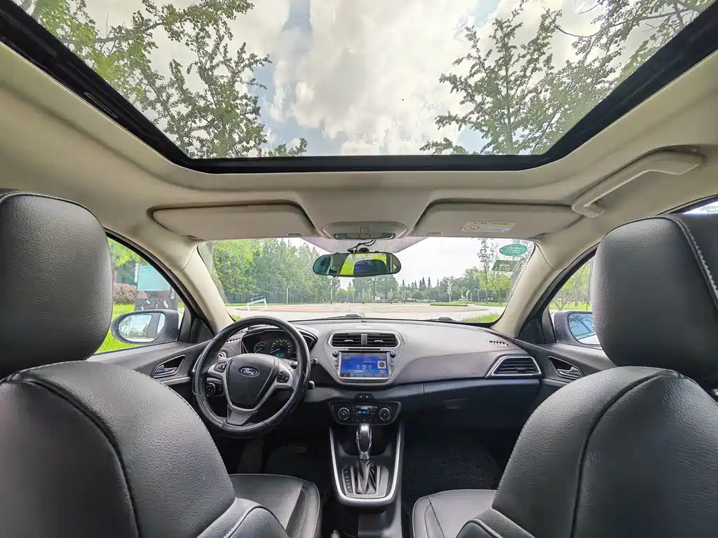 Escort 2017 facelift 1.5L automatic comfort model купить на сайте DeffCars