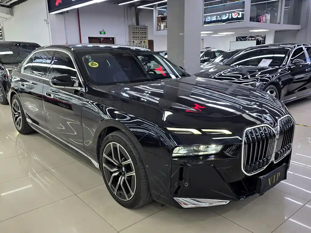 BMW 7 Series 2023 735Li M Sports Package купить на сайте DeffCars