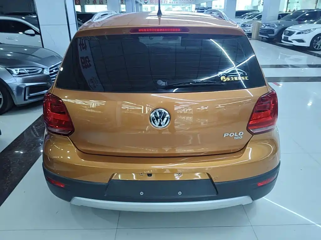 Polo 2016 1.6L Cross Polo automatic купить на сайте DeffCars
