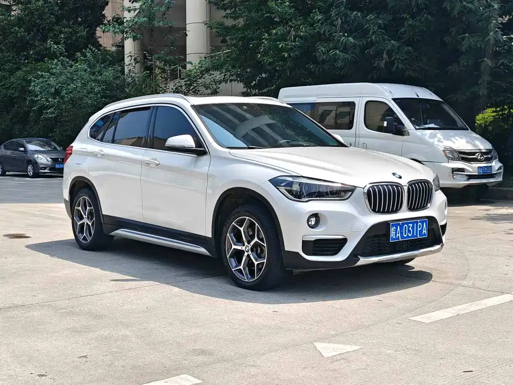 BMW X1 2019 xDrive20Li Premium Edition купить на сайте DeffCars