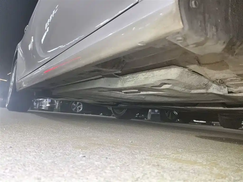 Camry 2019 2.0G Deluxe Edition National VI купить на сайте DeffCars