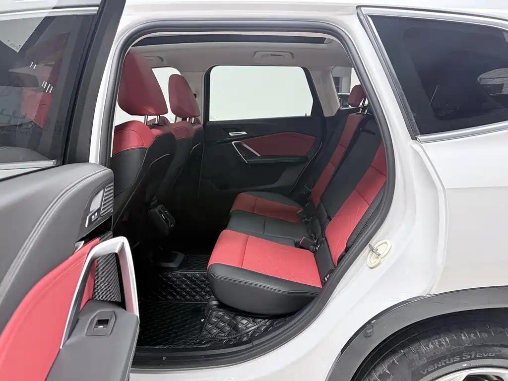 BMW X1 2023 sDrive20Li X Design Package купить на сайте DeffCars