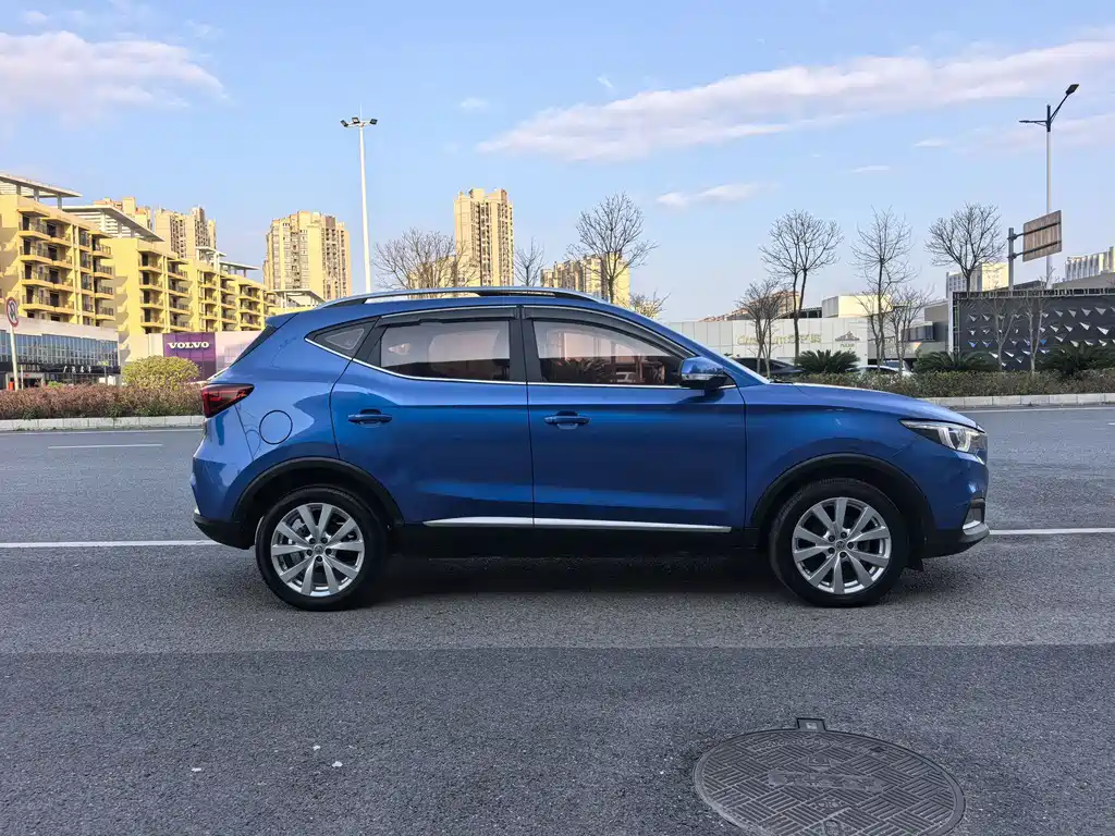 MG ZS 2017 1.5L manual luxury version купить на сайте DeffCars