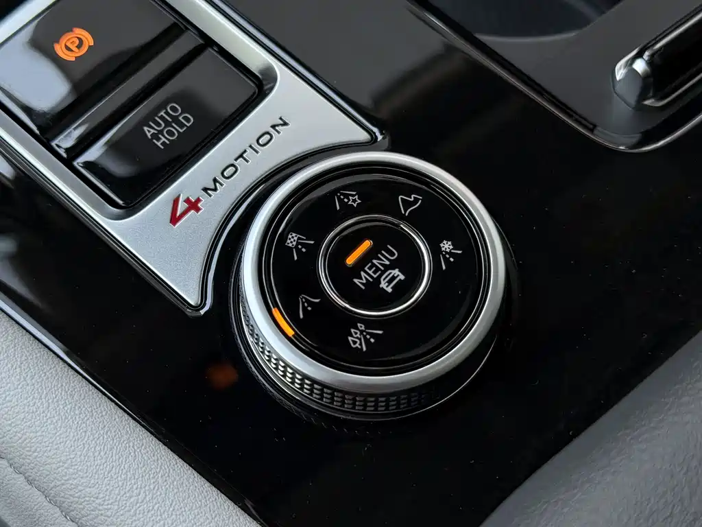 Touron 2024 380TSI four-wheel drive luxury version купить на сайте DeffCars