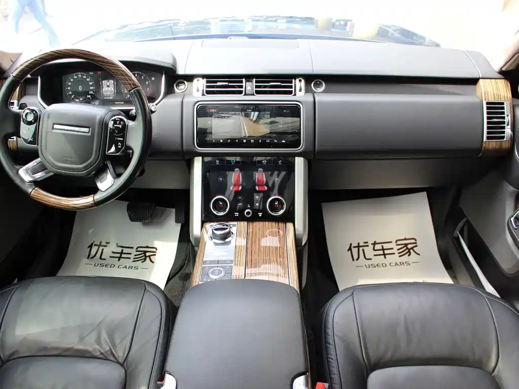 Range Rover 2018 3.0 SC V6 Vogue Extended Edition купить на сайте DeffCars