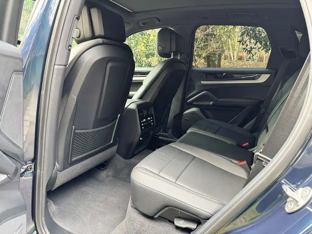 Cayenne 2025 Cayenne 3.0T купить на сайте DeffCars