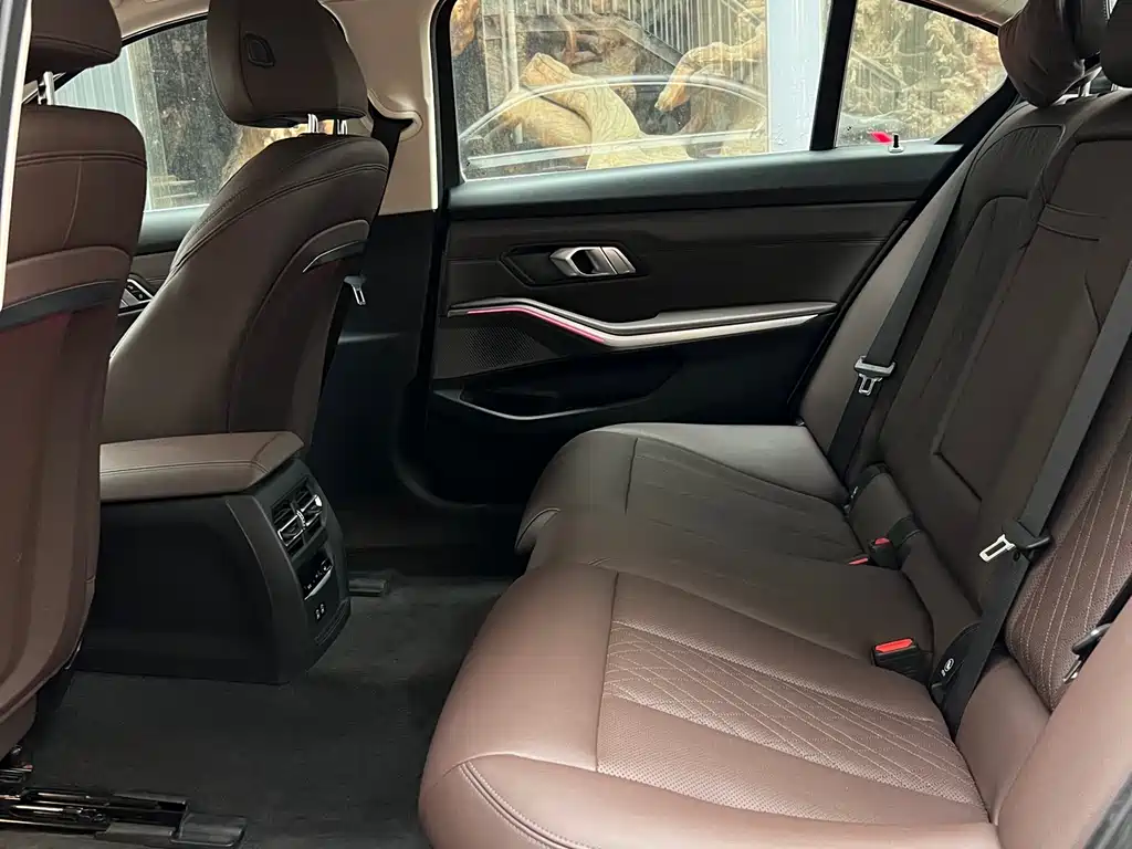 BMW i3 2022 eDrive 35 L купить на сайте DeffCars