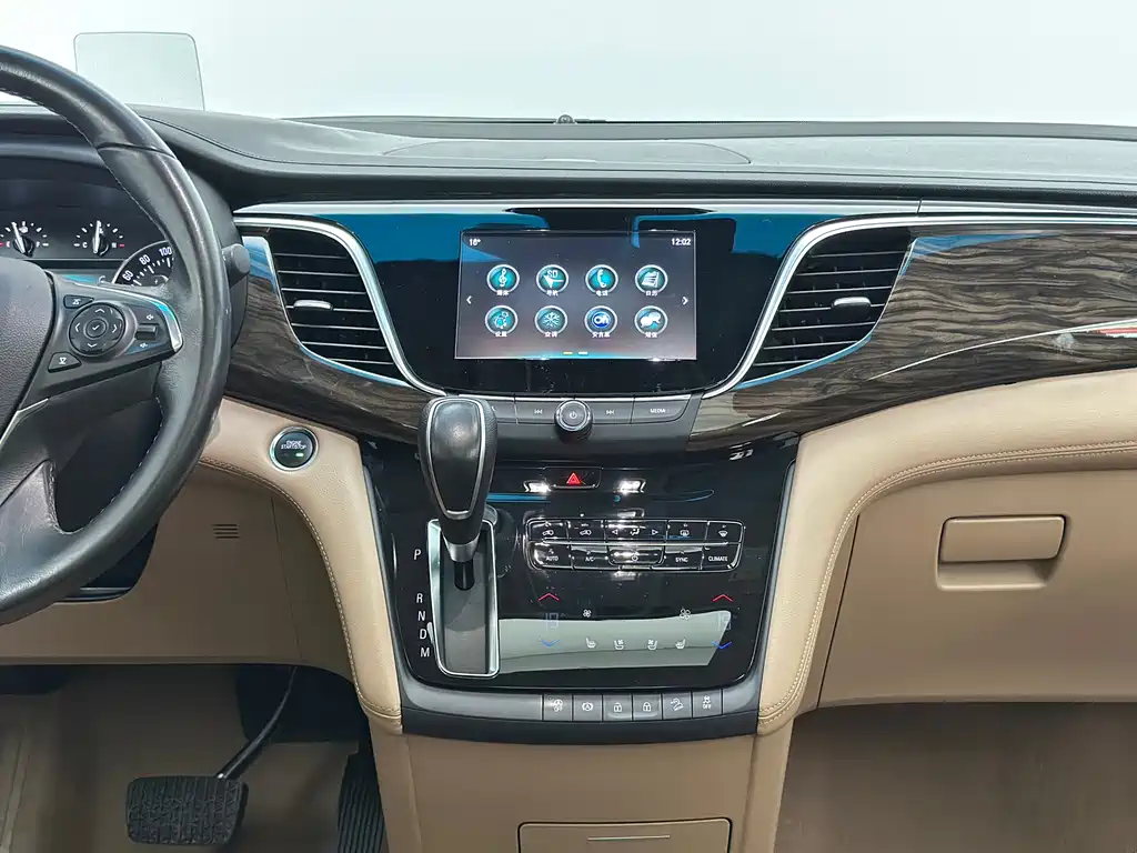 Buick GL8 2017 ES 28T flagship model National V купить на сайте DeffCars