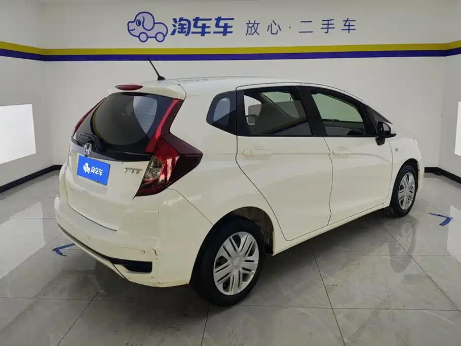 Fit 2020 1.5L CVT Comfort Edition купить на сайте DeffCars