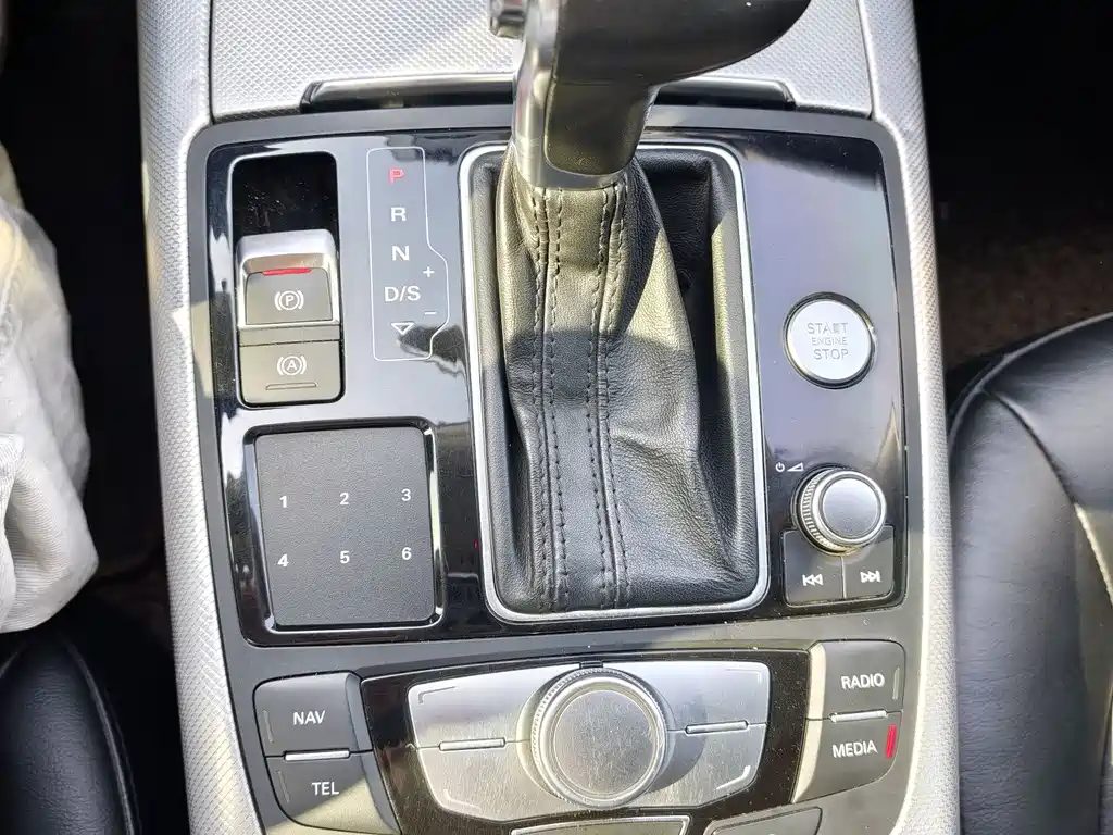 Audi A6L 2014 30 FSI Technology купить на сайте DeffCars