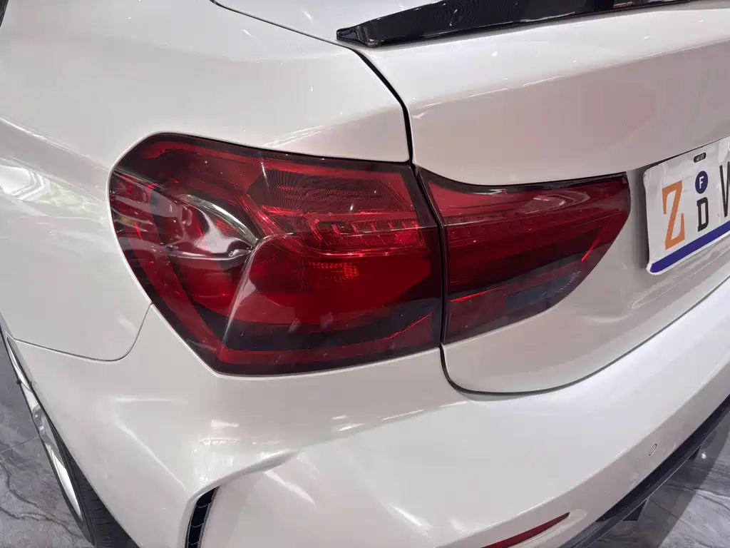 BMW 1 Series 2019 118i M Sports Package купить на сайте DeffCars
