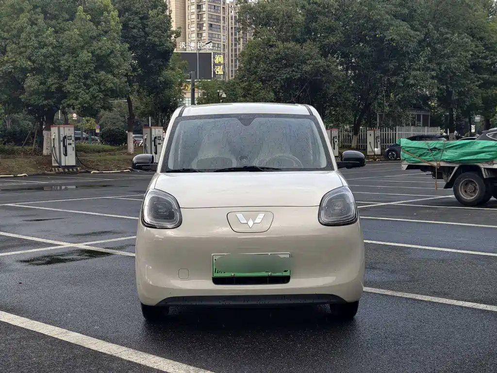 Hongguang MINIEV 2025 fourth generation four-door version advanced model купить на сайте DeffCars