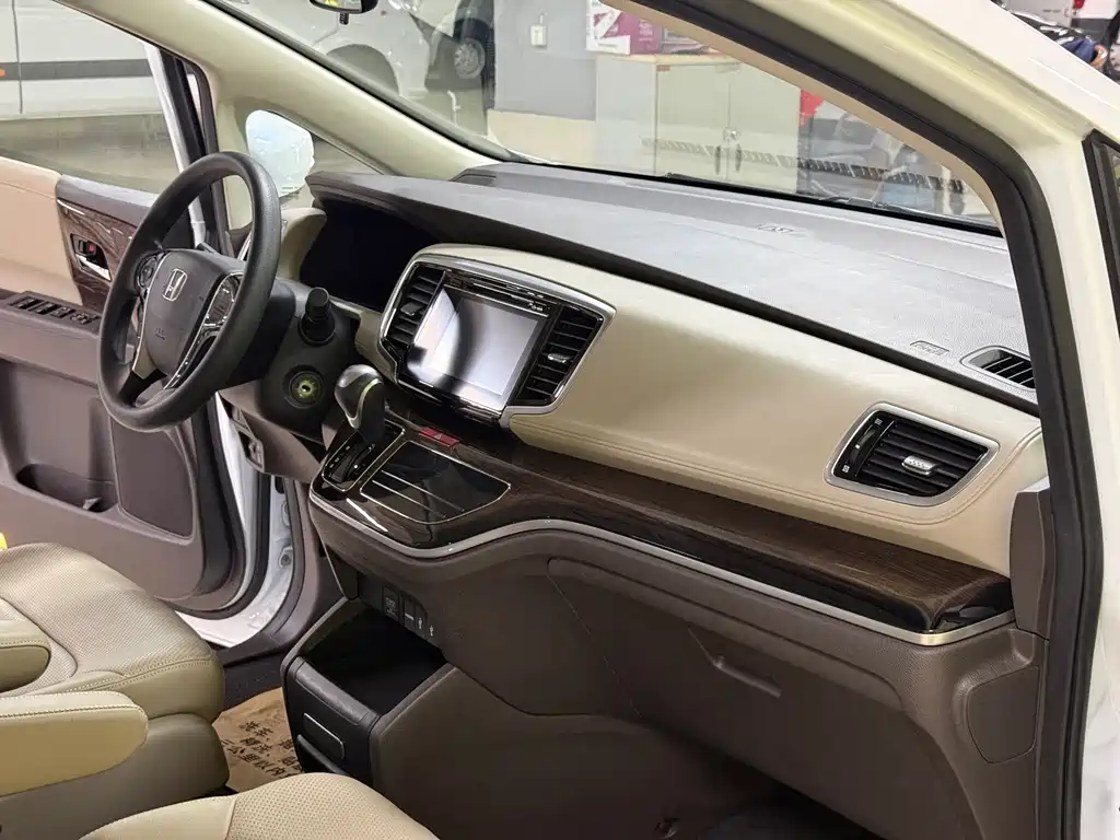 Odyssey 2017 2.4L Comfort Edition купить на сайте DeffCars