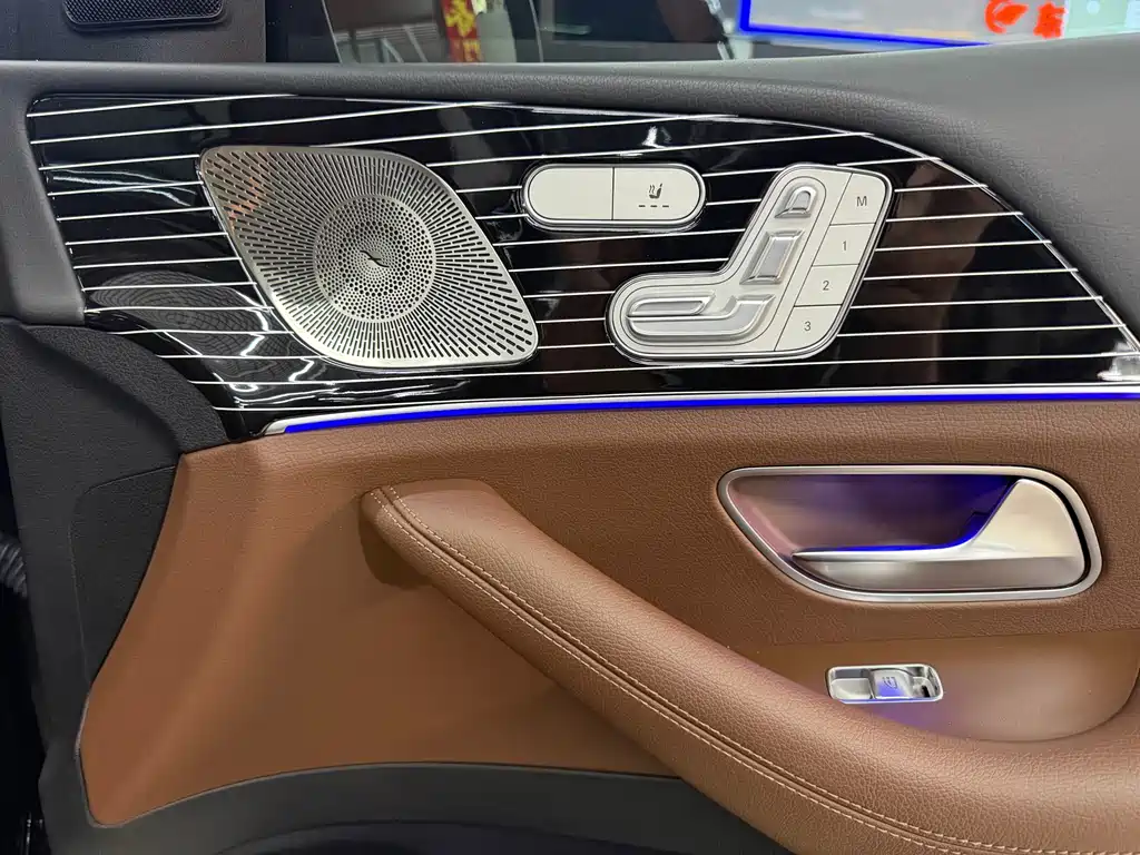 Mercedes-Benz GLS 2024 GLS 400 4MATIC купить на сайте DeffCars
