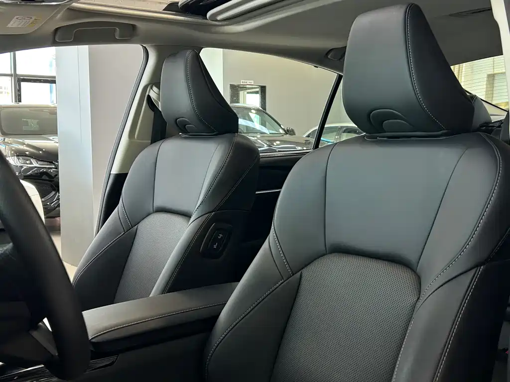 Camry 2024 Shuangqing 2.0HGVP Deluxe Edition купить на сайте DeffCars