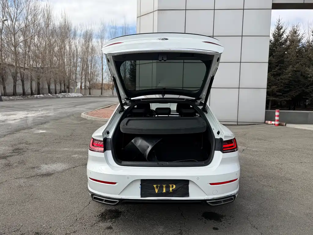 FAW-Volkswagen CC 2023 380TSI eye-catching version купить на сайте DeffCars
