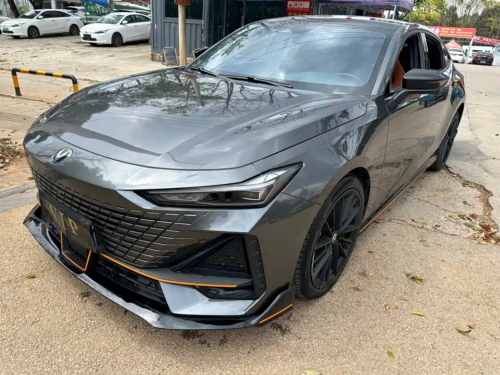 Changan UNI-V 2023 1.5T sports version купить на сайте DeffCars