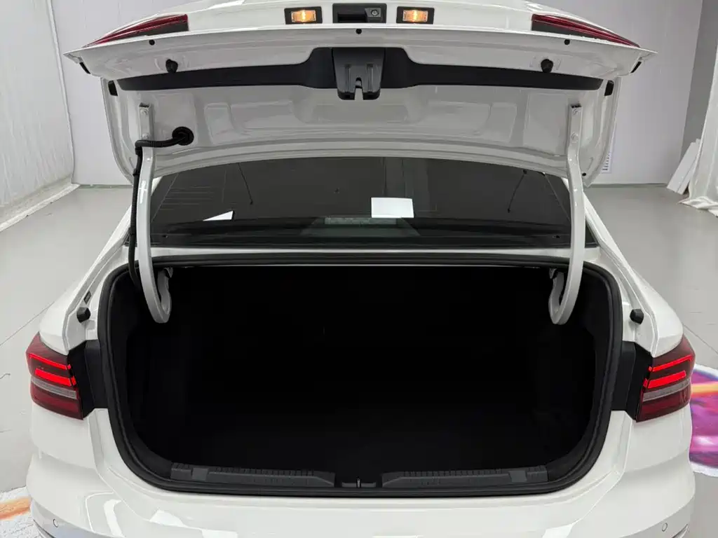 Lavida 2022 280TSI DSG Comfort Edition купить на сайте DeffCars