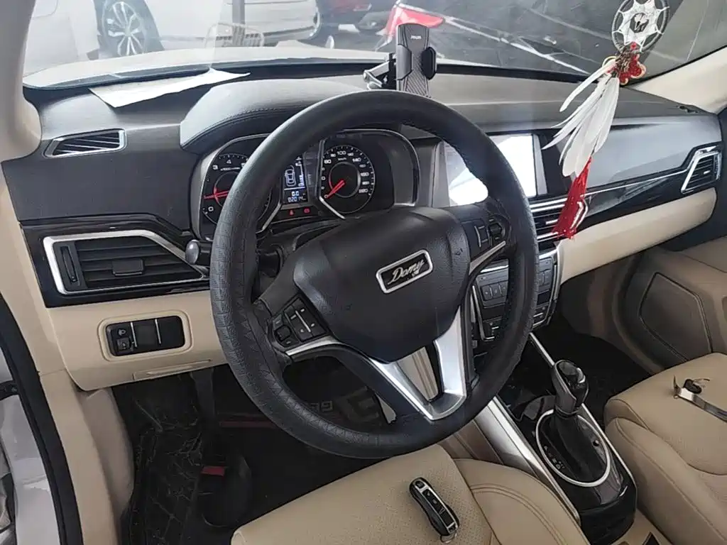 Damai X5 2017 upgraded version 1.5T CVT landlord type купить на сайте DeffCars