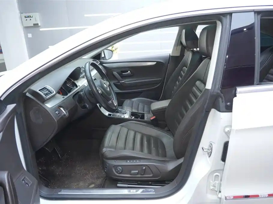 FAW-Volkswagen CC 2018 1.8TSI luxury model купить на сайте DeffCars