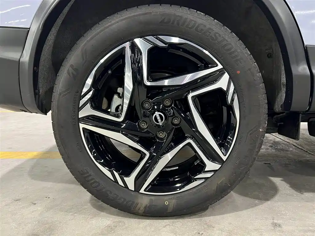 Qashqai 2025 Honor 2.0L CVT XV+ Leading Edition купить на сайте DeffCars