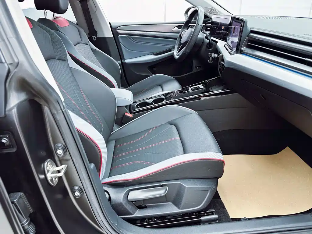 Lingdu 2023 Lingdu L 280TSI DSG Hot Edition купить на сайте DeffCars