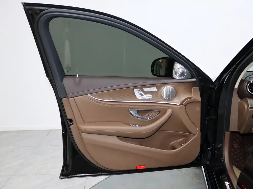 Mercedes-Benz E-Class 2021 E 300 L Luxury Model купить на сайте DeffCars