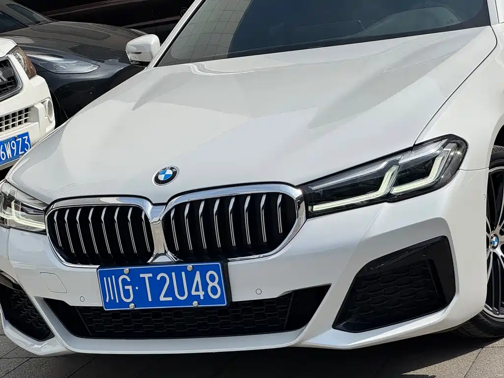 BMW 5 Series 2022 facelift 530Li leading M sports package купить на сайте DeffCars