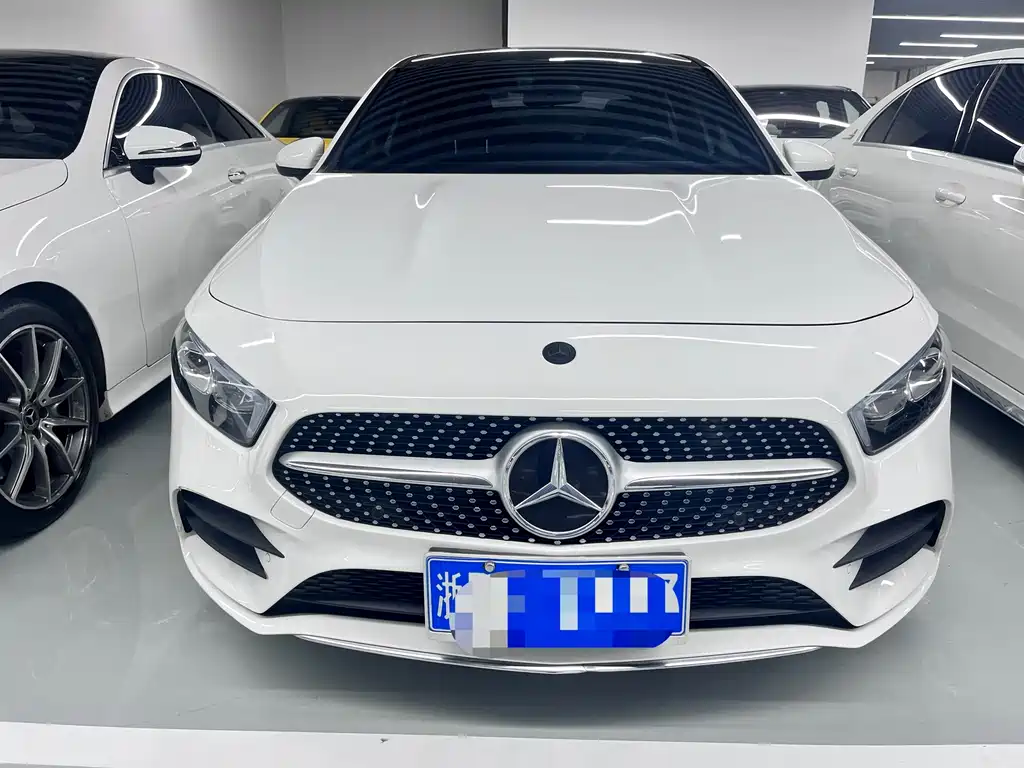 Mercedes-Benz A-Class 2021 A 200 L Sports Sedan Fashionable купить на сайте DeffCars