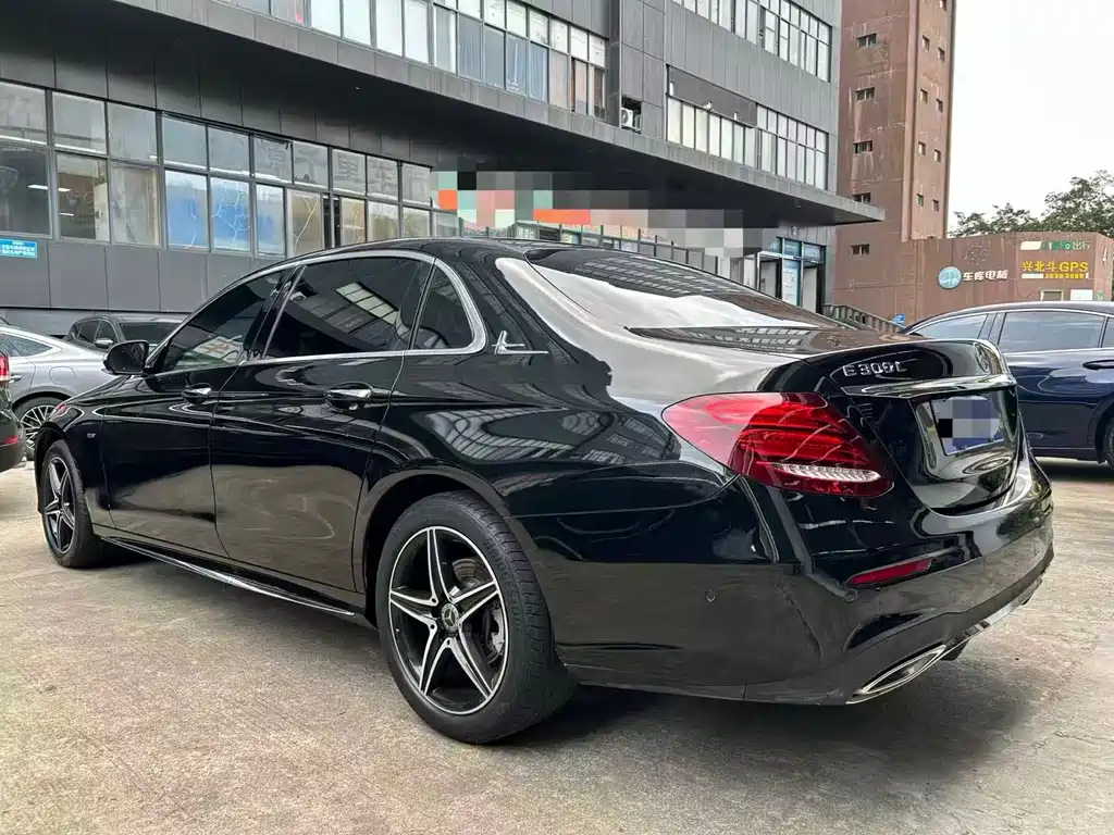 Mercedes-Benz E-Class 2020 Facelift E 300 L Special Edition купить на сайте DeffCars