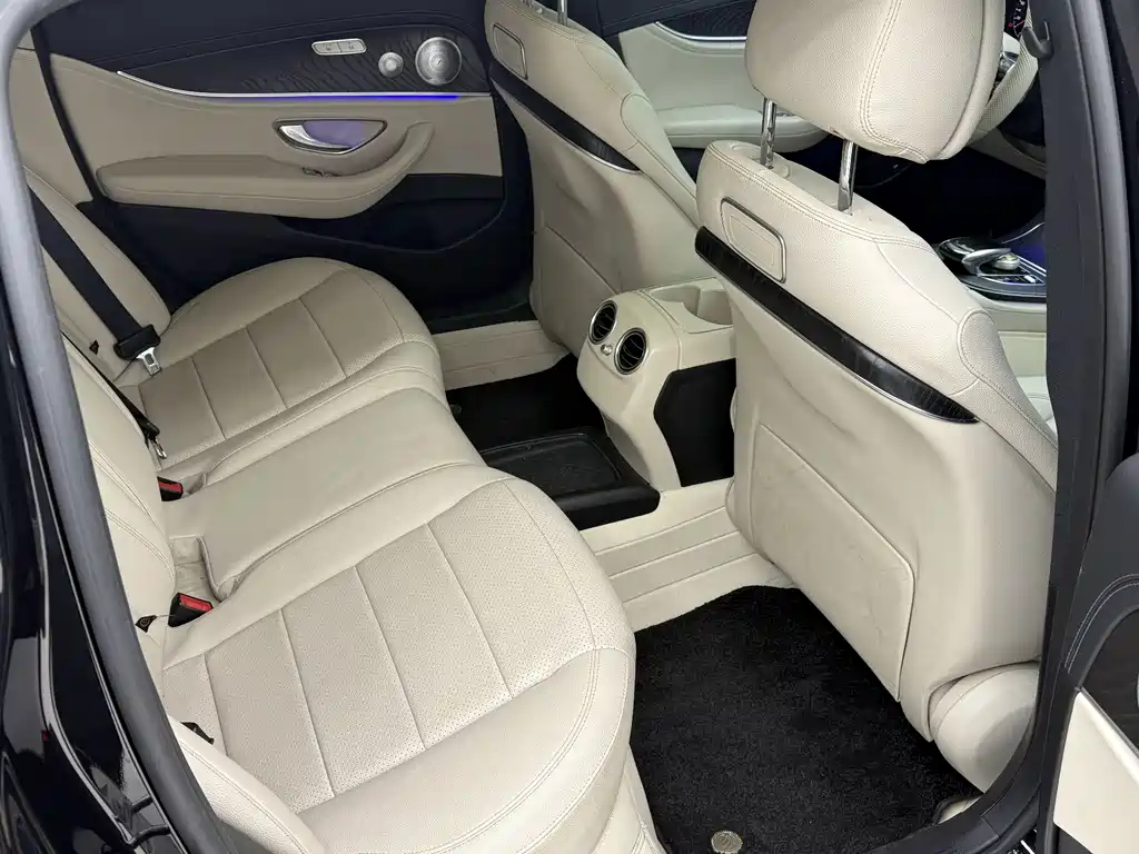 Mercedes-Benz E-Class 2017 E 300 L Sports Luxury Model купить на сайте DeffCars