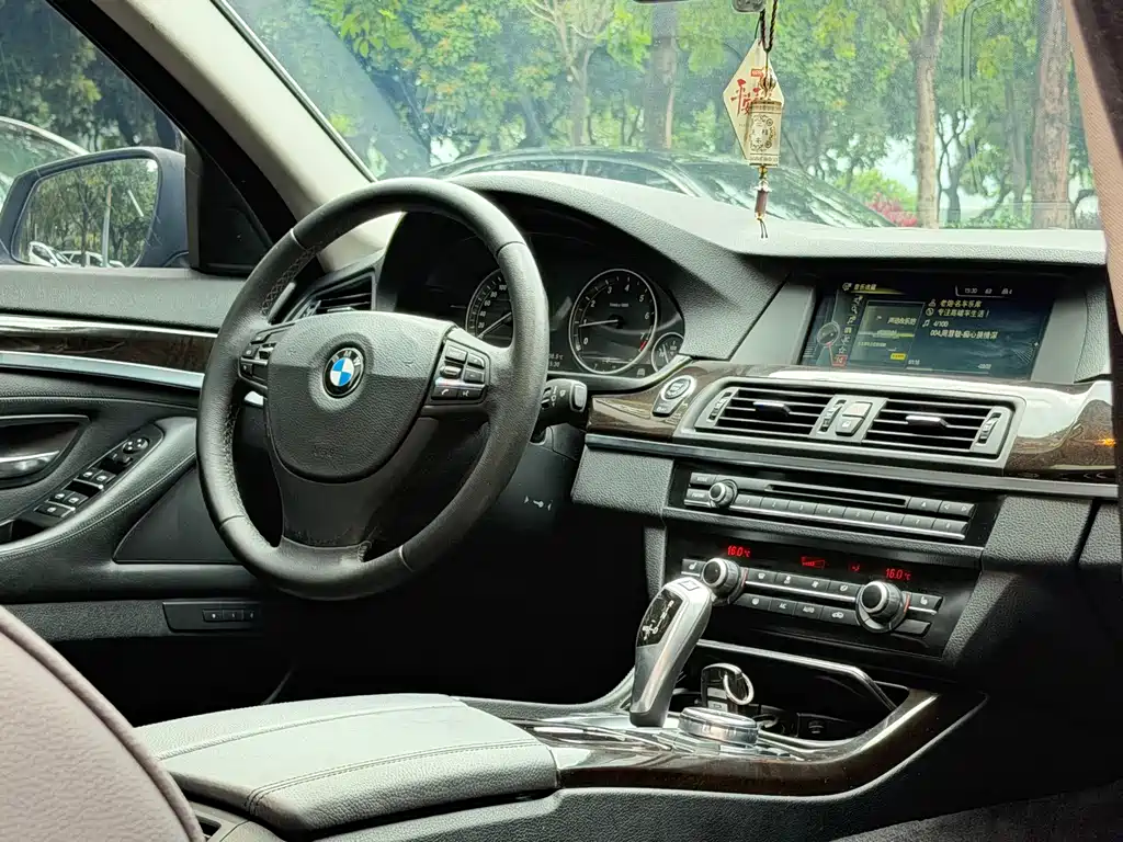 BMW 5 Series 2013 525Li luxury model купить на сайте DeffCars