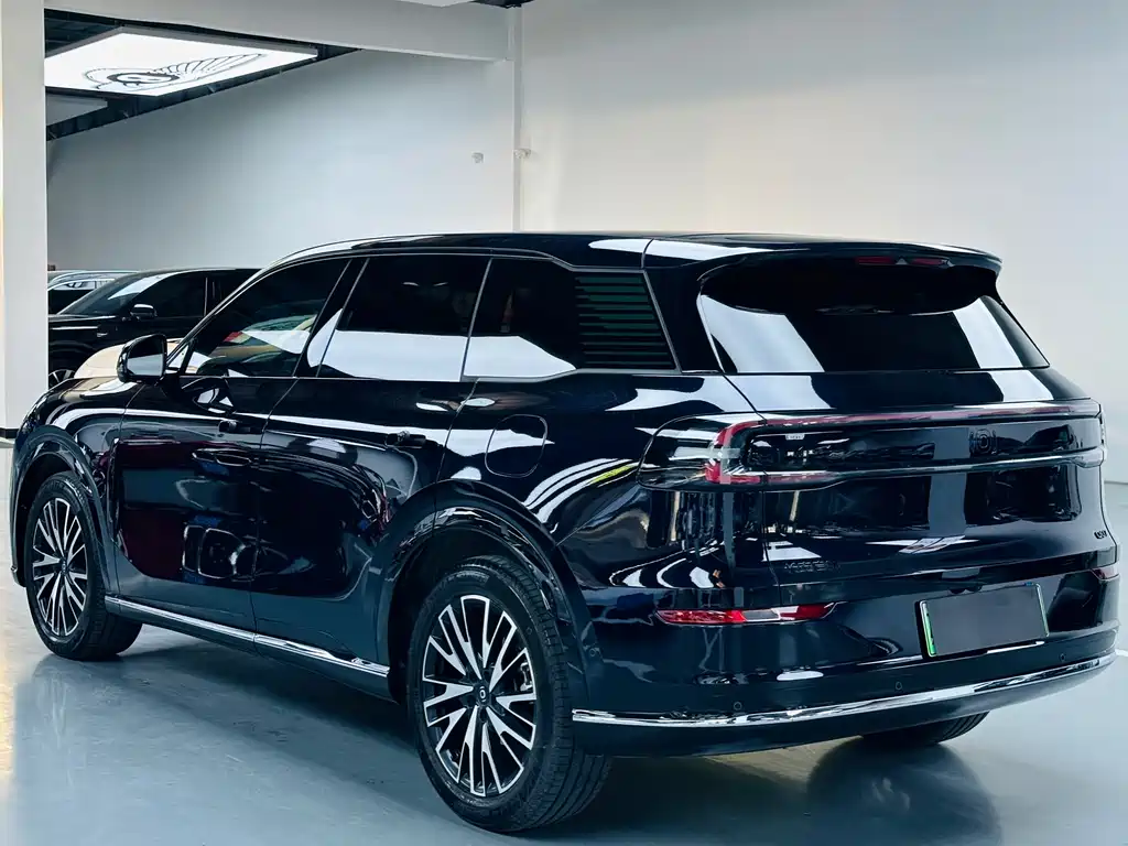 Changan Qiyuan Q07 2025 model 215 flagship PLUS купить на сайте DeffCars